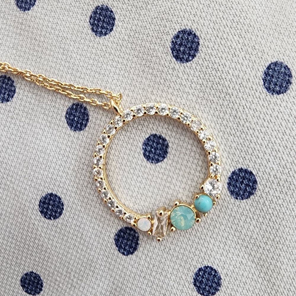 Necklace - Picture 2 of 3